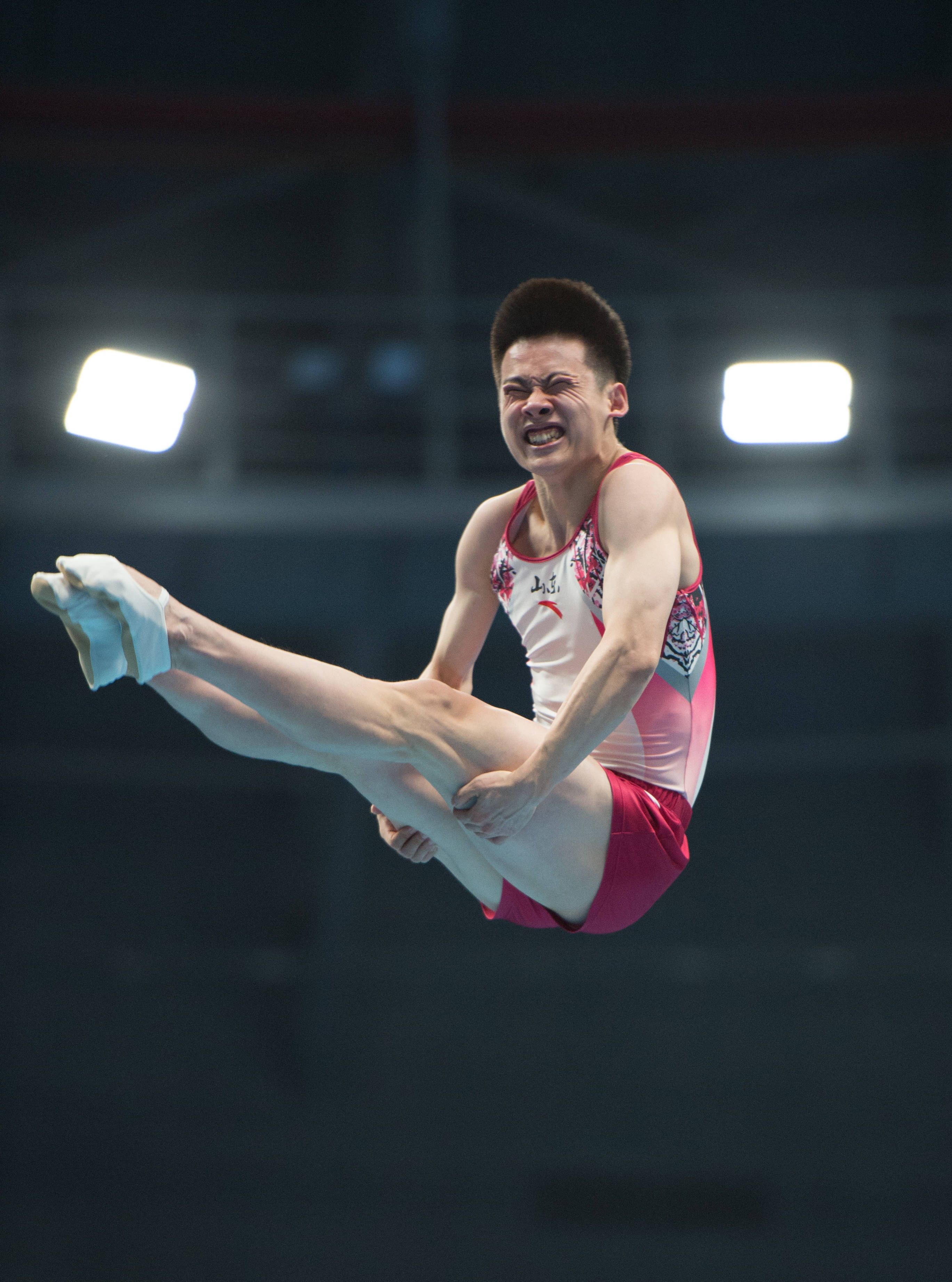 蹦床男子个人决赛赛况