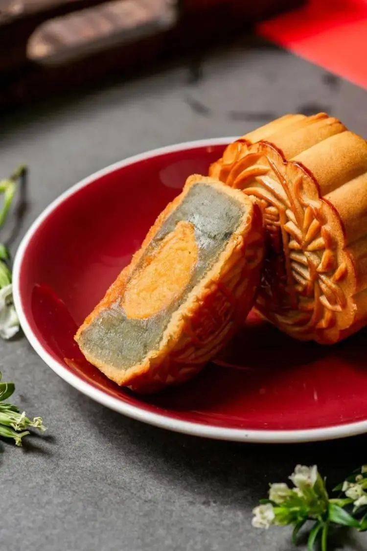 跨界月饼献礼￥68起抢港丽经典月饼礼盒