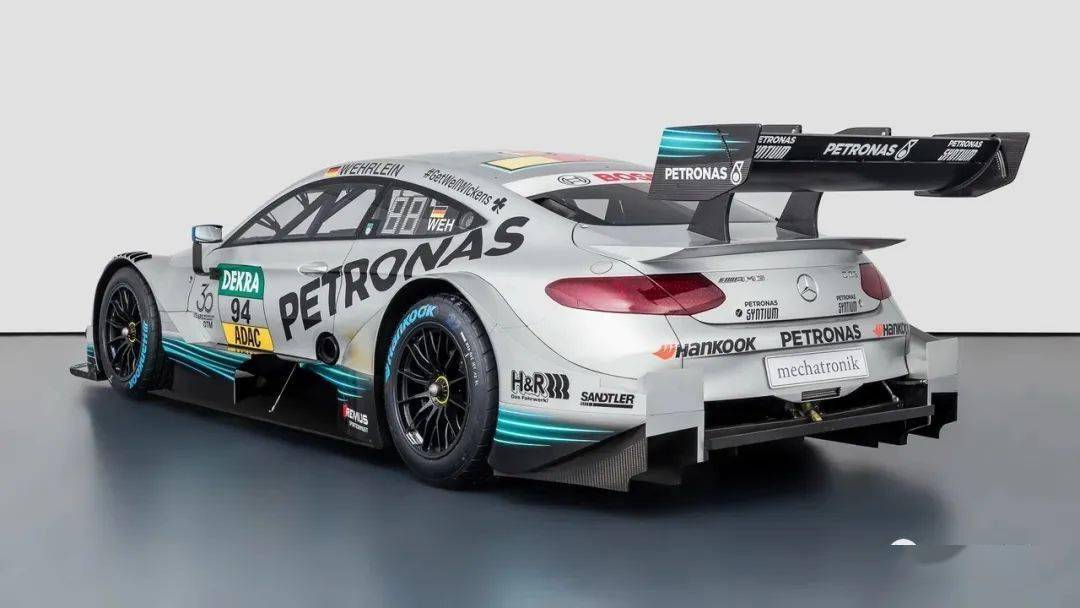 冠军血统圆dtm赛车梦的机会来了mercedesamgc63dtm赛车在售中