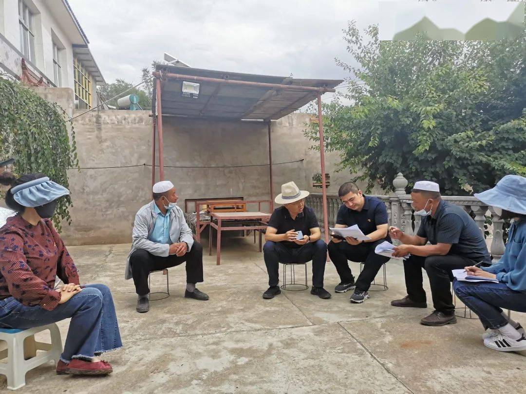 基层动态循化县白庄镇五个一举措完成驻村工作队角色转换