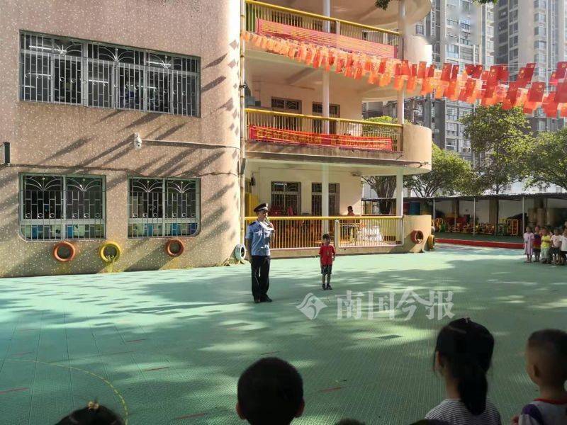 活动|“跟爸爸妈妈走散了怎么办？”民警走进幼儿园讲“安全”