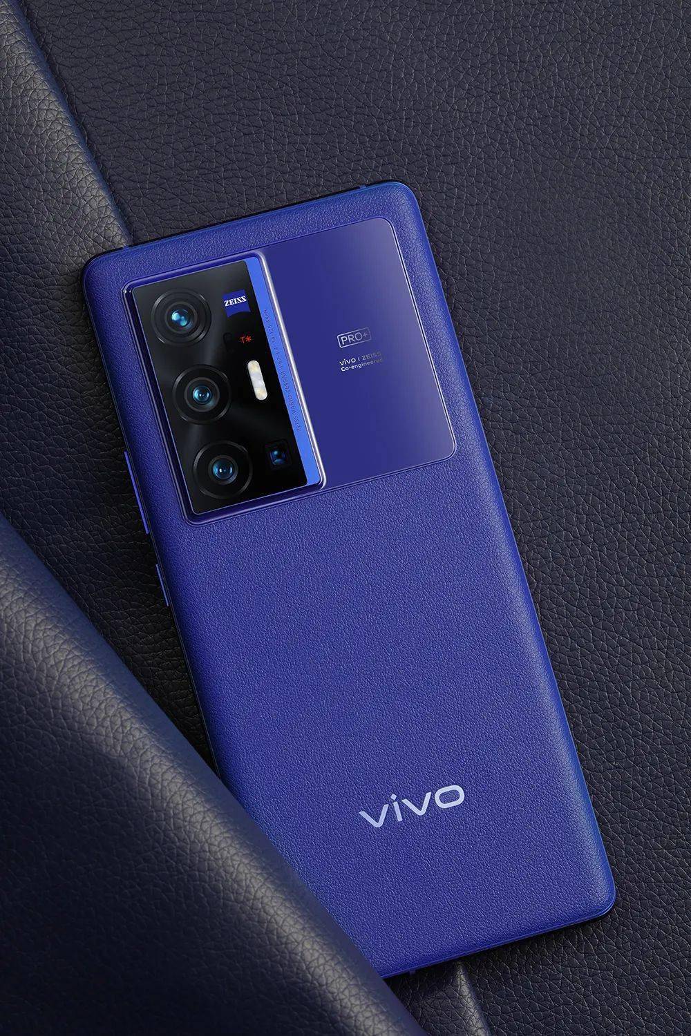 vivo x70 pro 登场!搭载蔡司光学镜头!实力拉满!