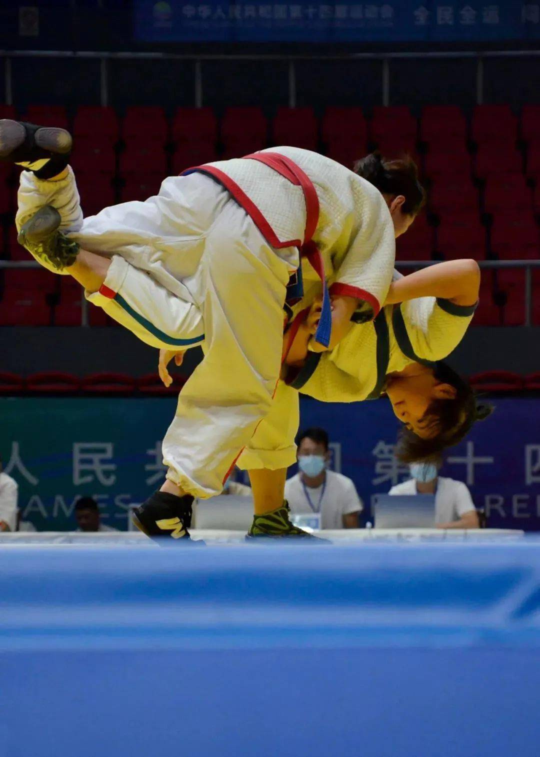 中国摔跤训练20图片