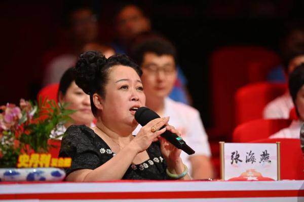 联欢会|《星光大道》唱响“丰收联欢会”