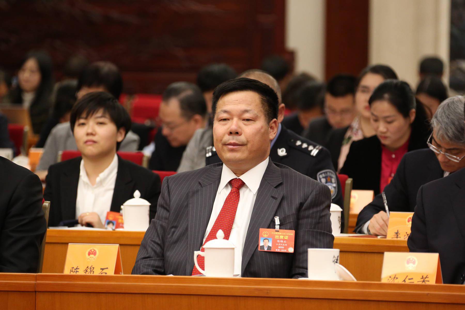 神秘的南通首富从泥瓦匠逆袭为亿万富豪做慈善捐了10亿