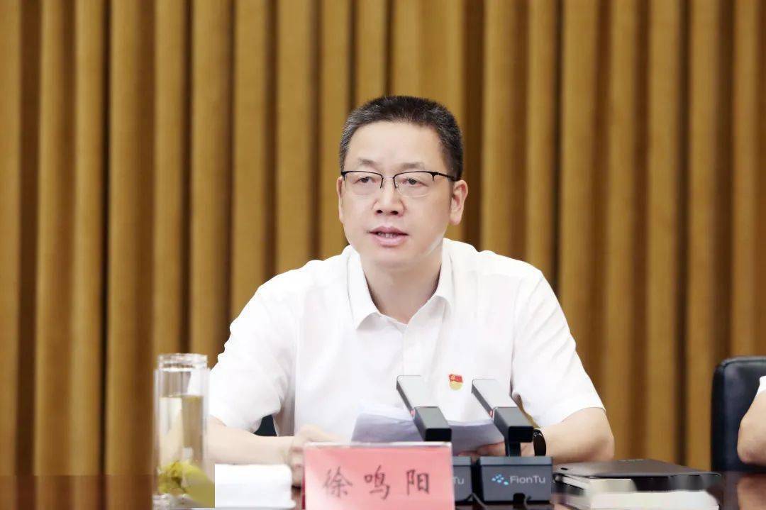 嘉善县委副书记,县长徐鸣阳要求,各级各部门要围绕提前完成全年目标