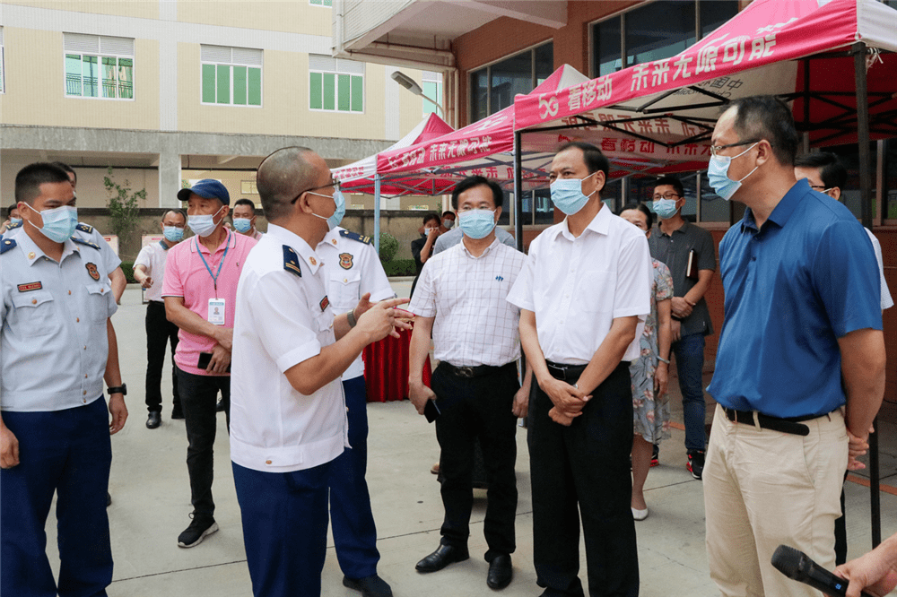 毅,市人大常委会委员,环城工委主任王卫红,市人大常委会委员,副秘书长