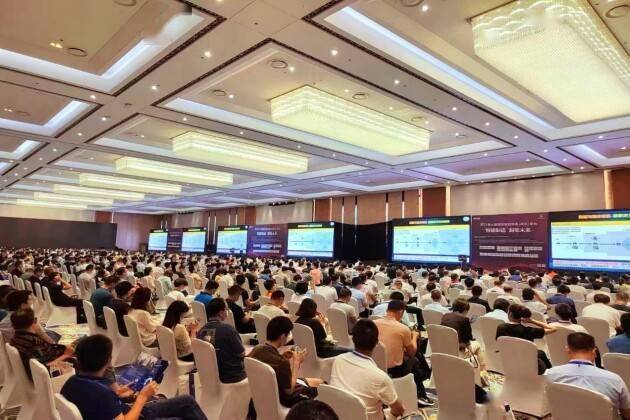 ����󷽳�ϯ��������������̳