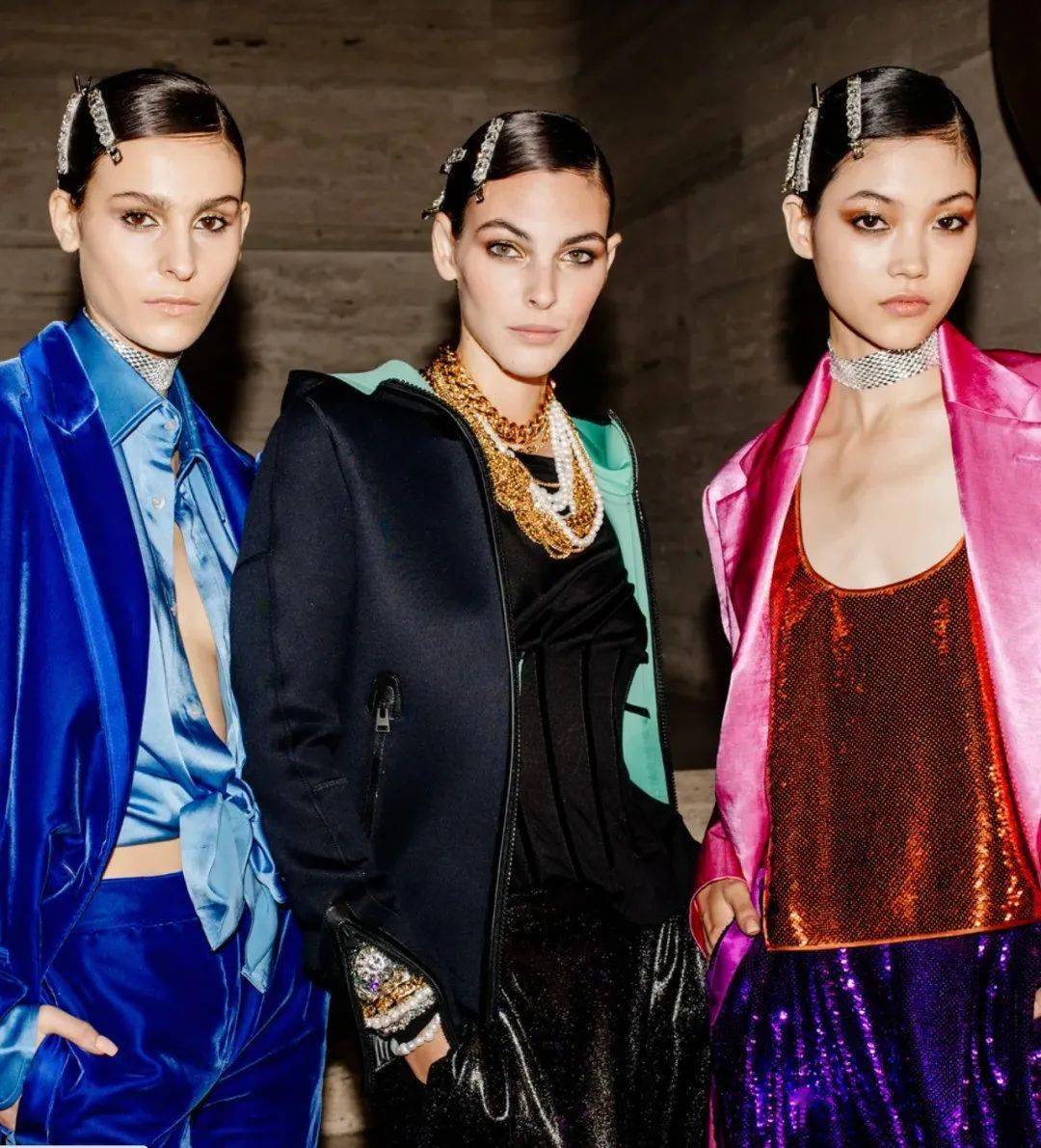 简风|穿得光彩照人，才是最新的时髦