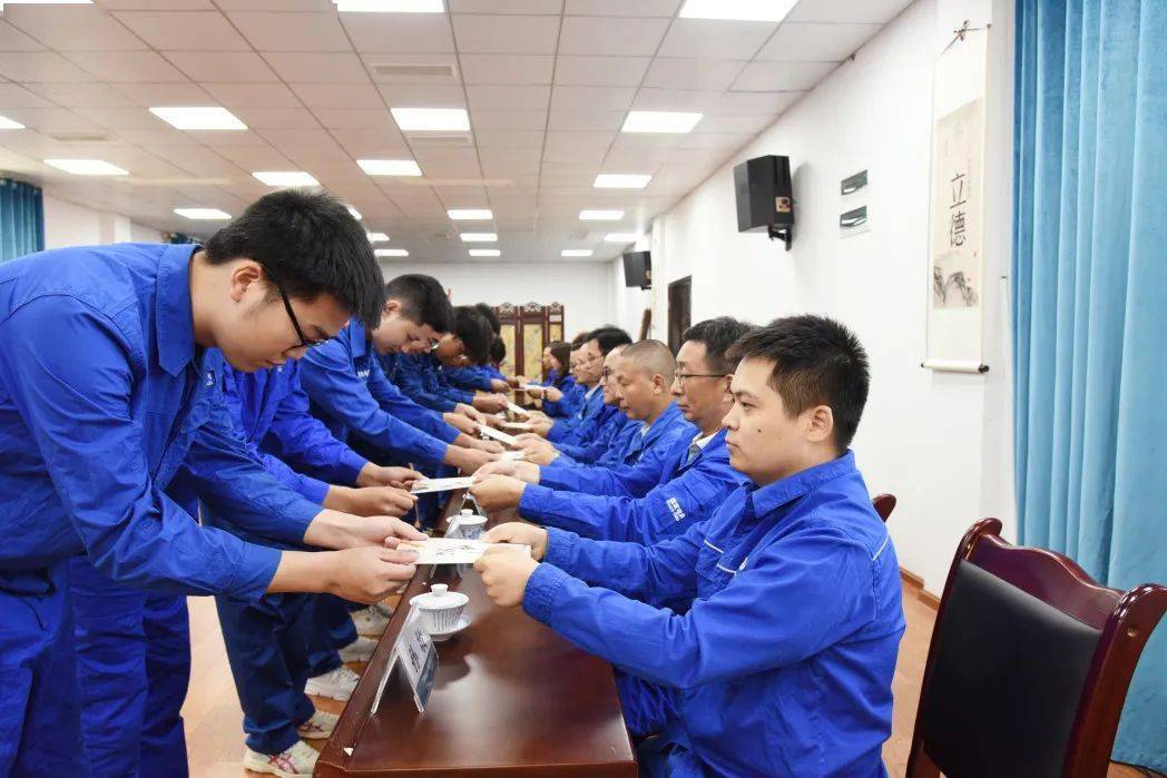 南充他们在师带徒中匠心永续薪火相传