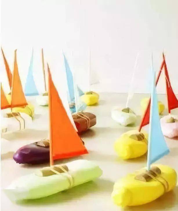 瓶子做飞机 d8d3c75563e74e01a88ea699a69fbe30.jpeg