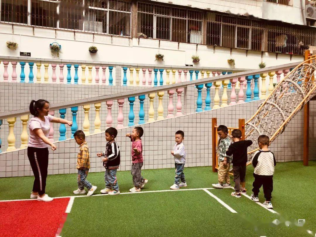 活动|镇安县幼儿园开展小班幼儿开学活动