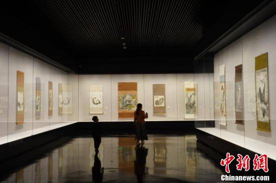 展馆|郑州美术馆恢复开放?再现久违艺术氛围