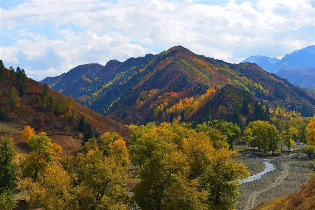 塔额时讯诚挚邀请中秋十一塔城人民游裕民