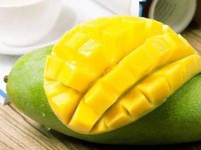 芒果的功效与作用吃芒果上火吗 1028259461904df4bf0e89565b40acb0.jpeg