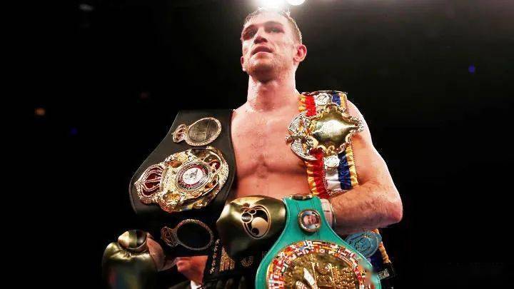 英国名将史密斯叫板拳王阿瓦雷兹让我们在175磅进行二番战