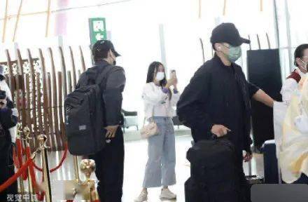 现任和前任同框 这是什么大型修罗场 邓伦