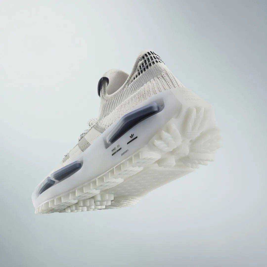 黑色新一代 adidas NMD 有点帅啊！CONFIRMED 开始登记了！