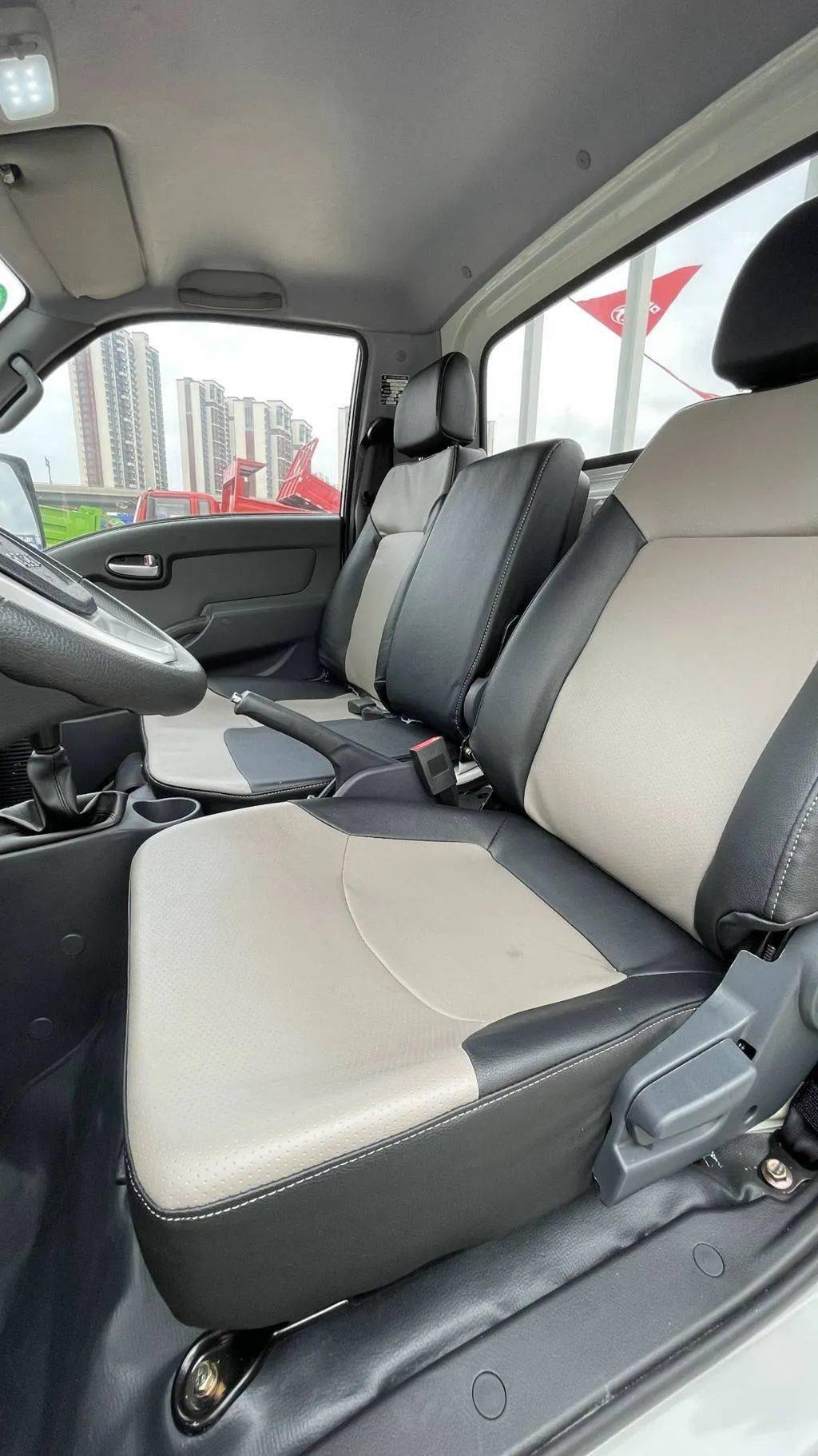 身材虽小却大有可为——东风小霸王w17