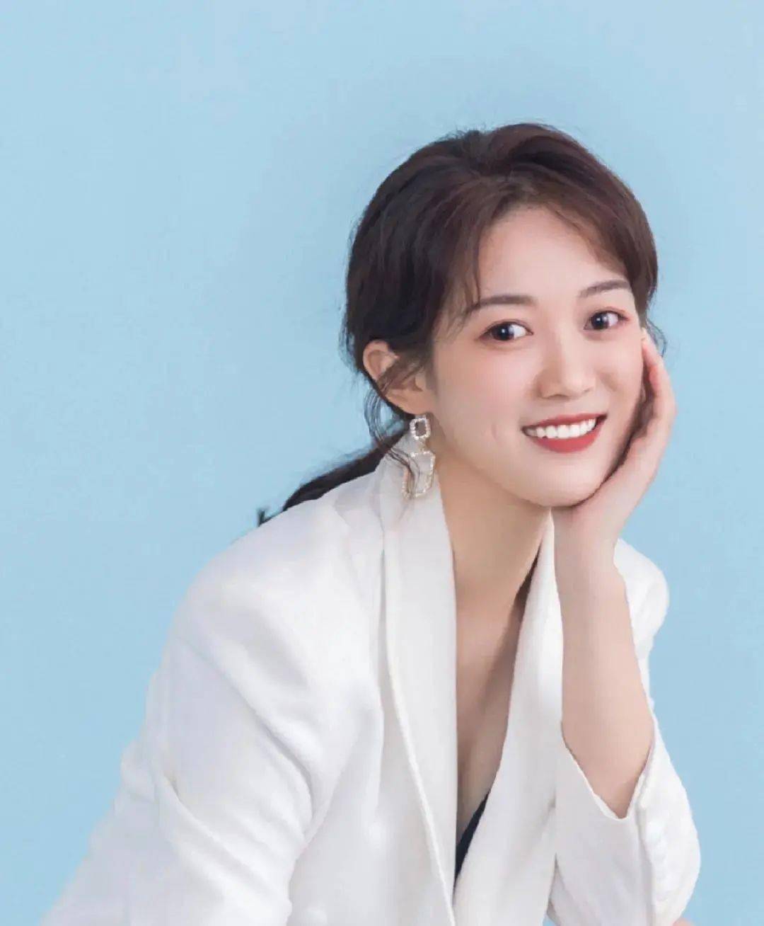 杨亚妮