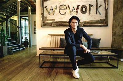 颇具明星气质的亚当?纽曼忽悠功夫一流