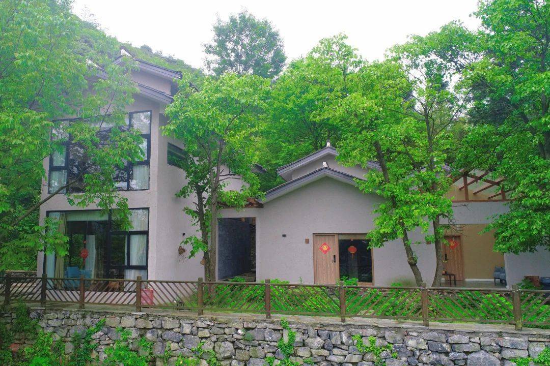 花都里·杜鹃乡舍01下单要快,手慢则无哦~毕节专属优质民宿推荐赶紧来