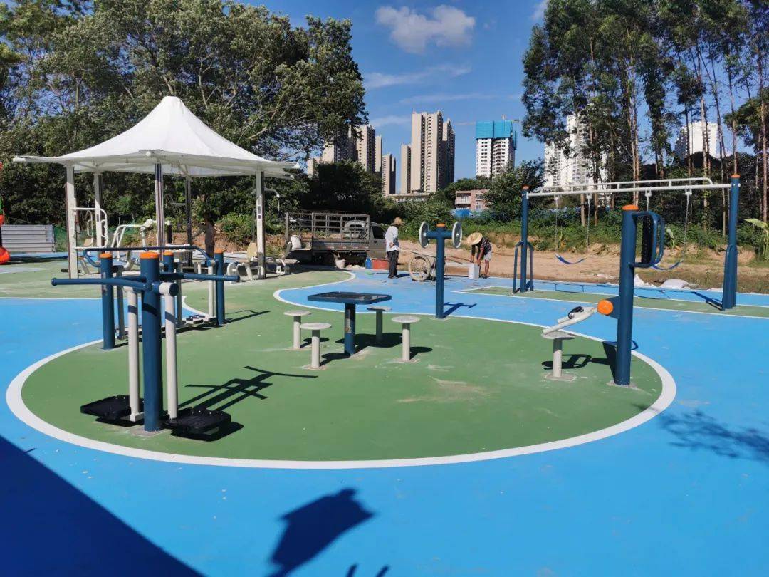 运动场所还有不少它们均为闲置空间改造而成目的就是让市民走出家门