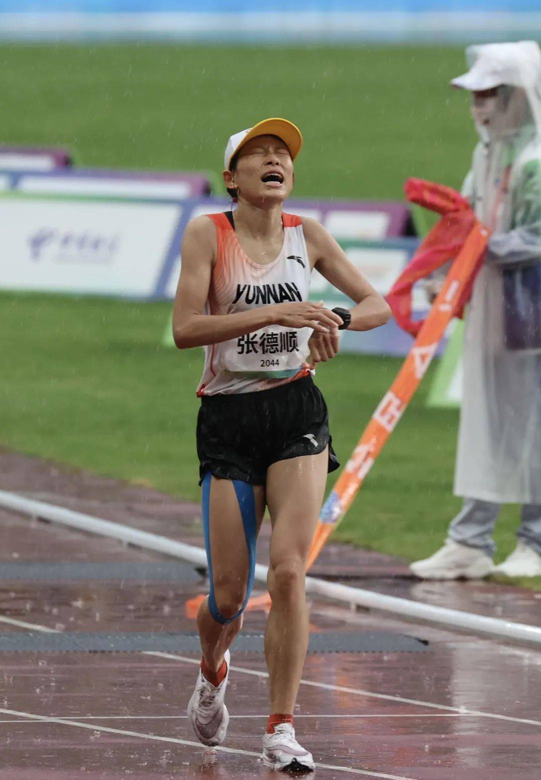 全运掠影丨张德顺豪取马拉松金牌完美收官