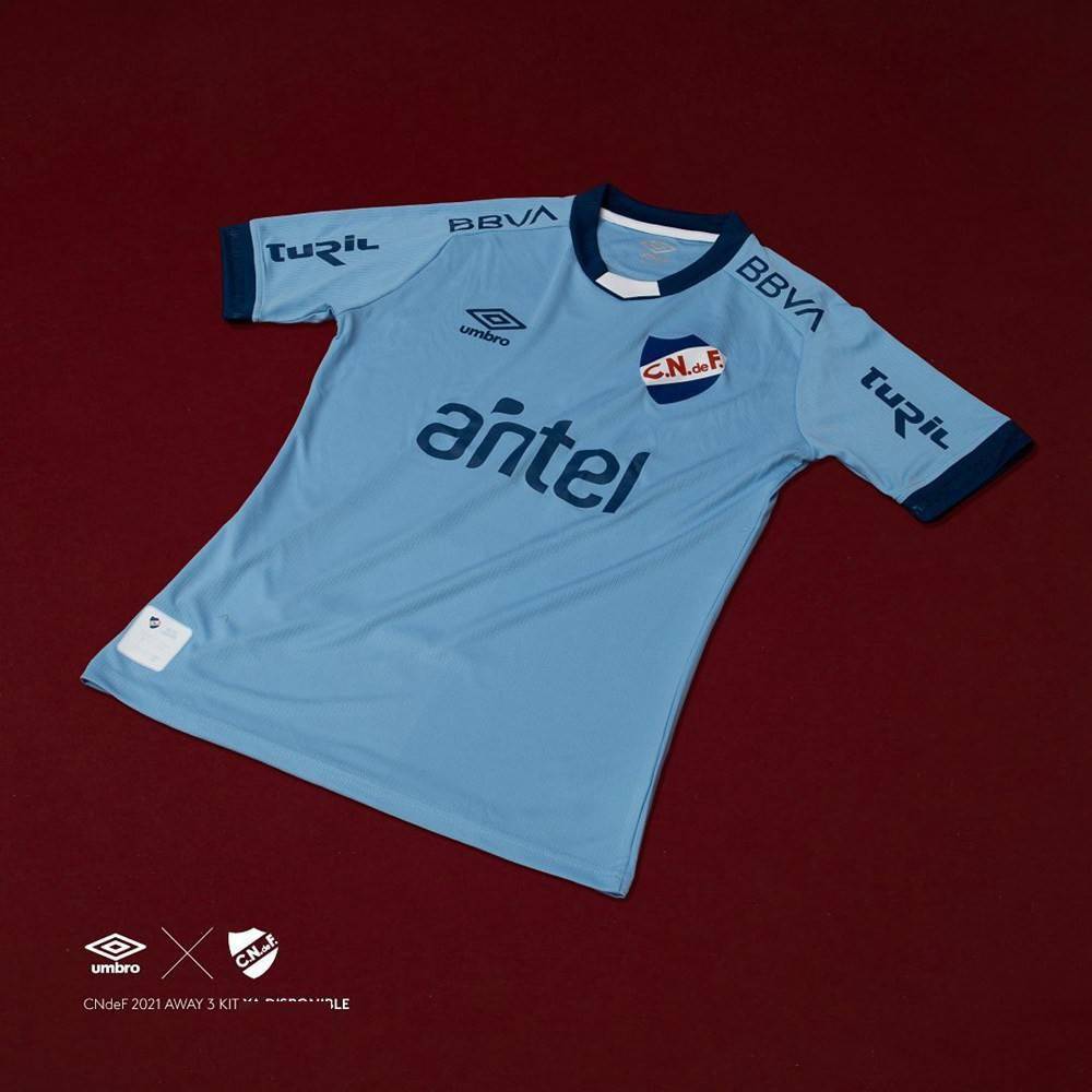 乌拉圭国民发布2021/22赛季第三客场球衣