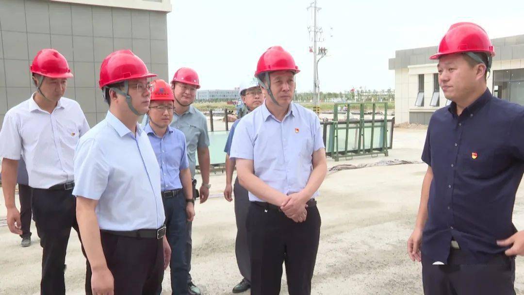 田国举现场推进高质量发展项目建设李益参加活动