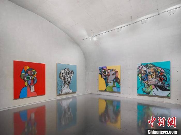 观众|世界知名画家乔治·康多上海展出多个系列绘画、雕塑作品