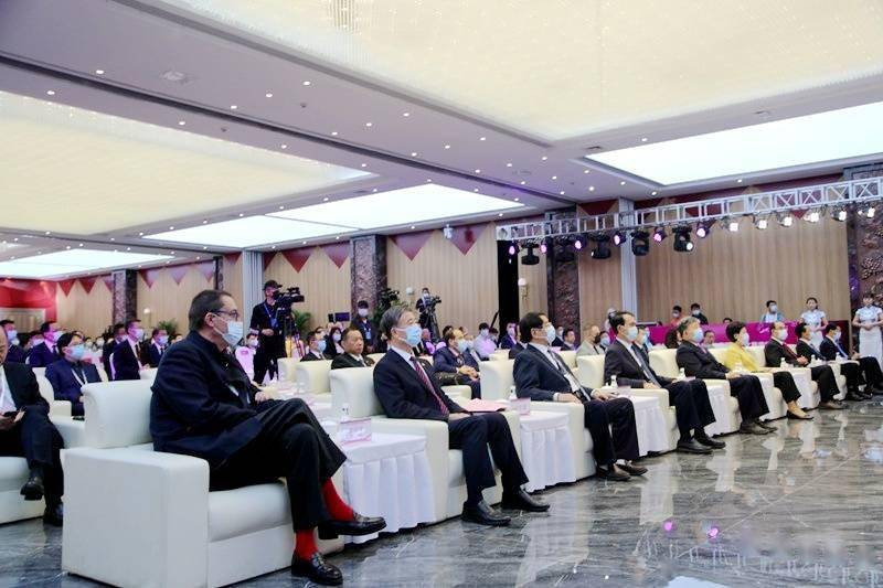 论坛|第二届中法葡萄酒文化论坛启幕