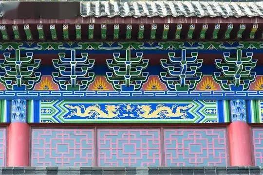 故宫是什么颜色 1267440e8554442bb712d8a7e8ffb64c.jpeg