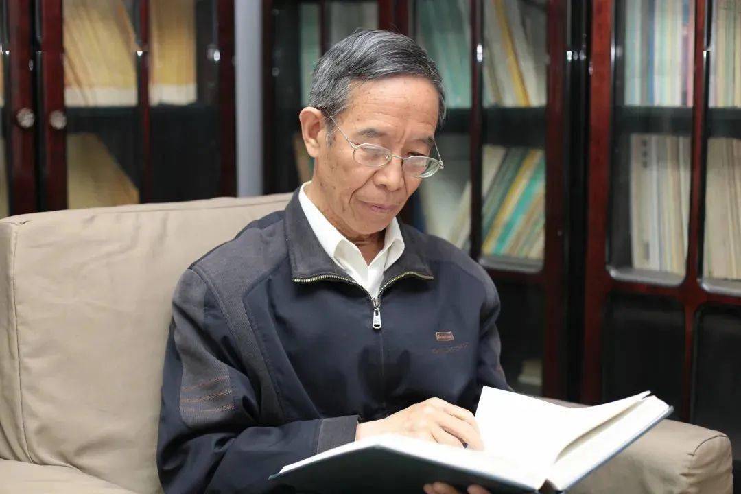 痛惜山西籍著名考古学家刘绪先生逝世