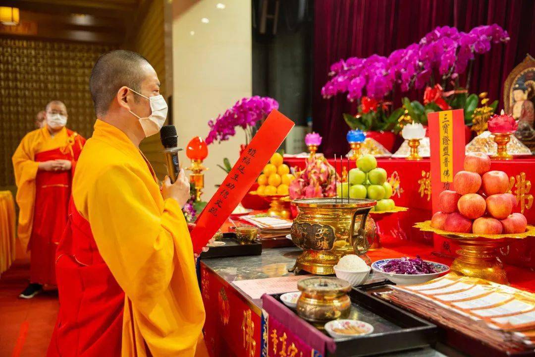 超度已故父母的回向词-超度回向给亲人如何回向