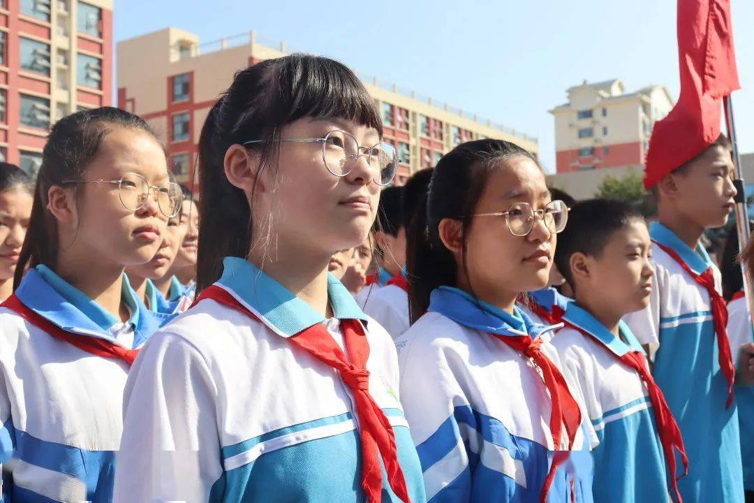 传承奥运精神共庆祖国华诞莘县甘泉学校举行国旗下讲话活动