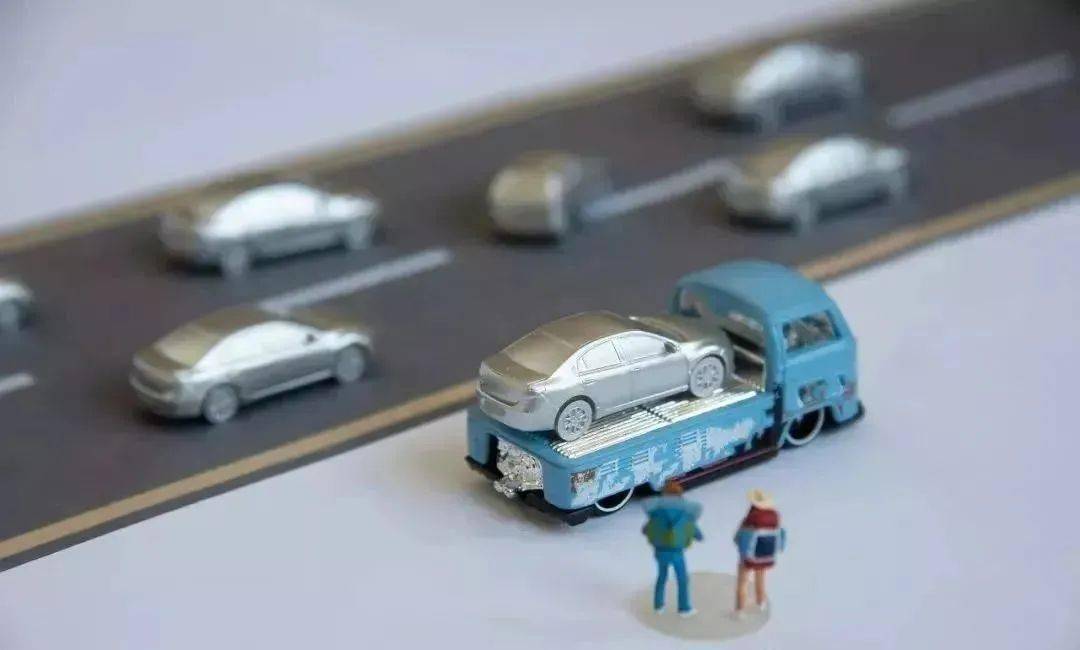 乌兰察布 有一种安全感叫 交警在身边 车辆