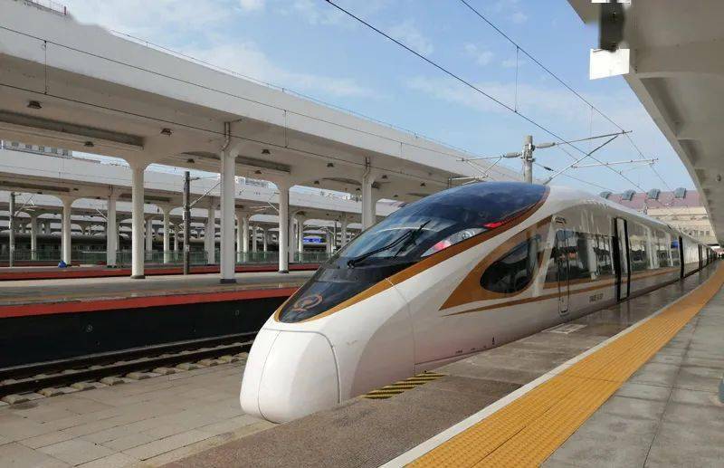 什么时候调整列车运行图 32e518822f3b4caa817efbc16bb6875a.jpeg