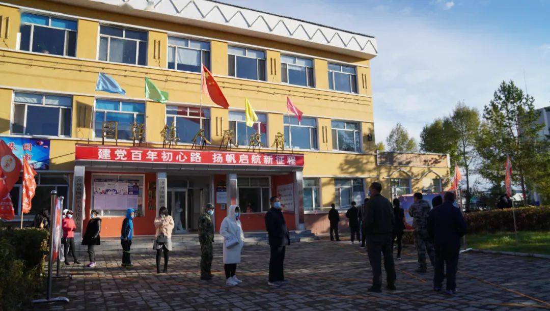 图强林业局全力做好核酸检测实战演练