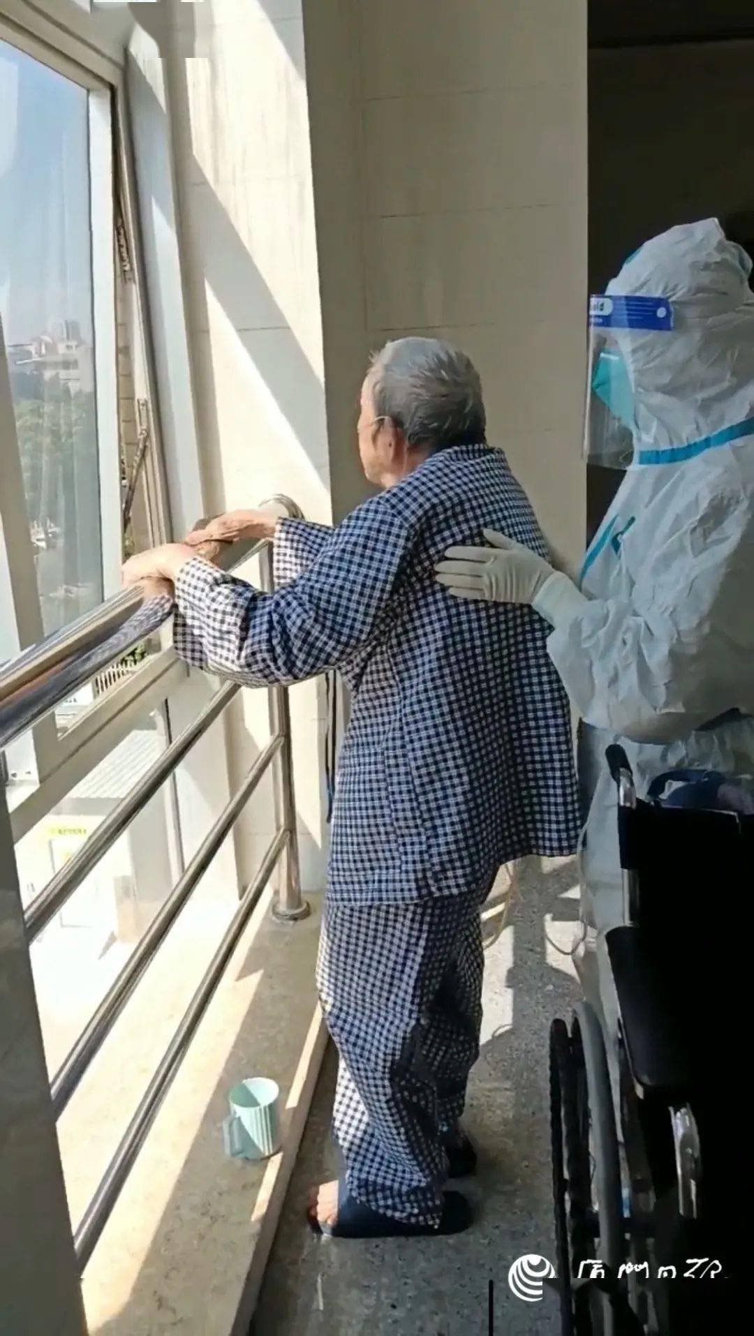 救治|92岁王爷爷，出院啦！