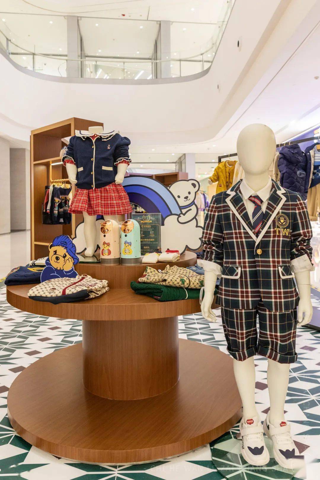 家族 滴!TeenieWeenie Kids长沙IFS限时快闪,17周年「乖」出新主张!