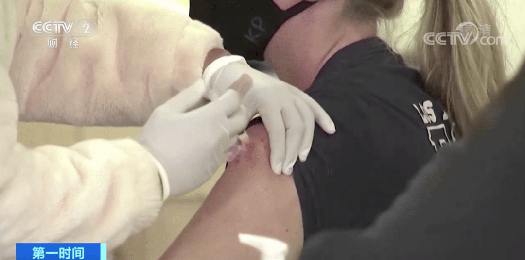 接种|死亡病例超70万例！每7个美国人中就有1人阳性！专家：90%的死亡本可以避免...