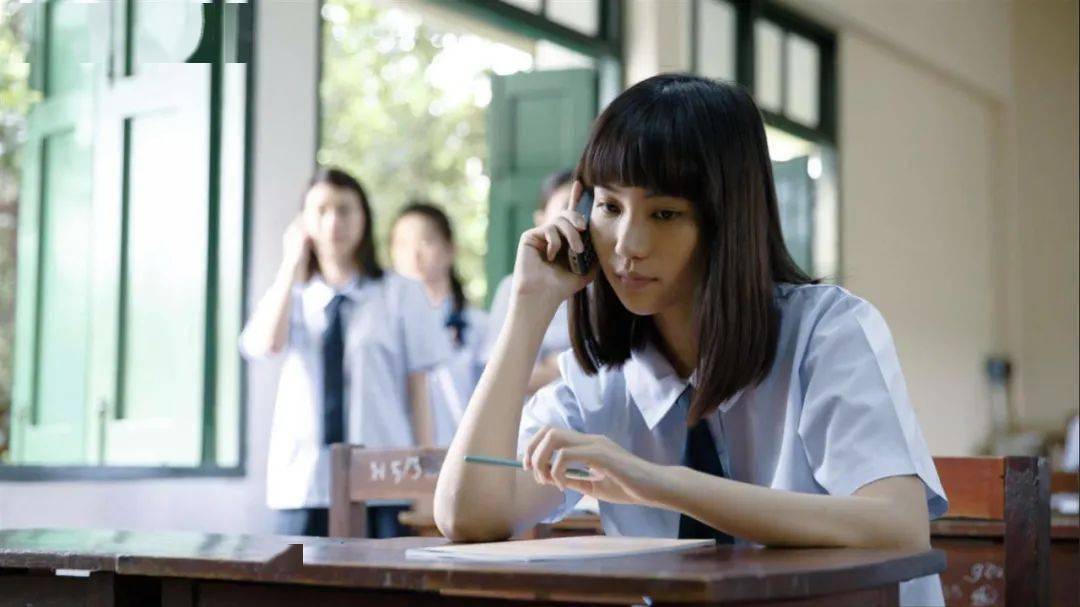 水手服 虞书欣、杨超越都在穿的水手服，究竟有多好看？