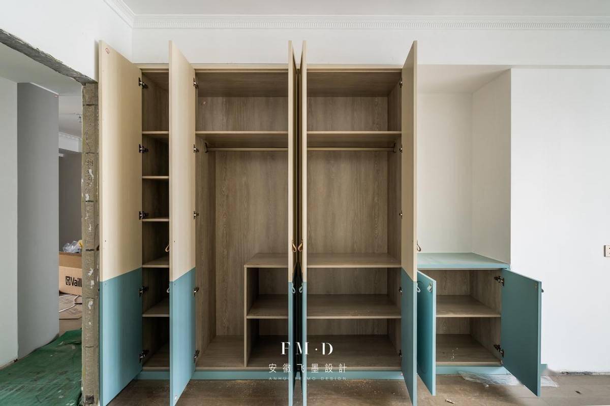 越来越多人喜欢嵌入式柜体了,省地不说又美观,简直小户型福利