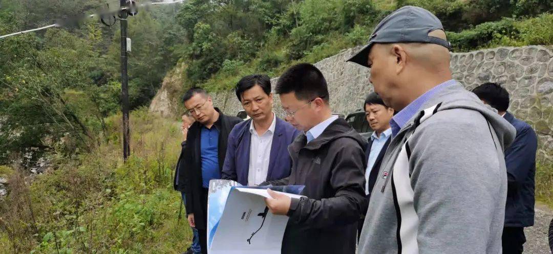 贾晓伟到观音镇调研指导招商引资工作