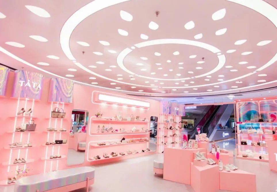 品牌 鞋王驭风逐梦，长跑者加速