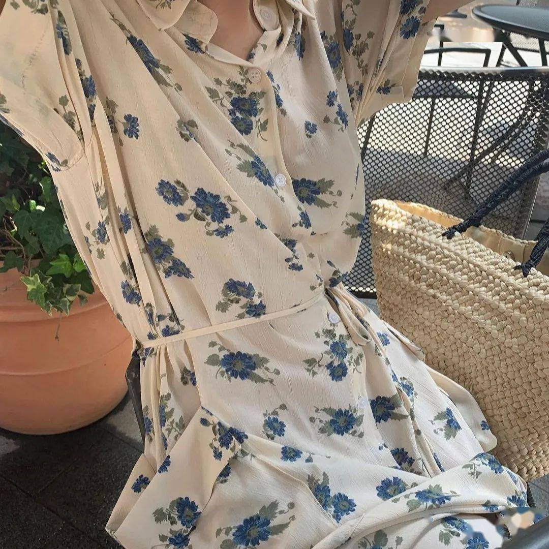 韩系 4 位宝藏 Ins 博主分享，我的穿搭都从这里取经