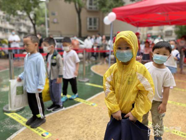 幼儿园|神兽归笼！扬州小学、幼儿园学生今日返校复学