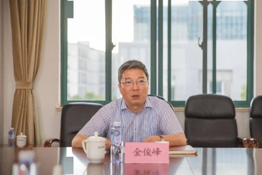 青浦区委常委副区长金俊峰到消防救援支队调研指导工作