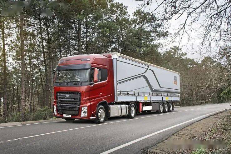 这是因为福特经过调查表明,德国市场每年重型车市场近60%都是半挂车